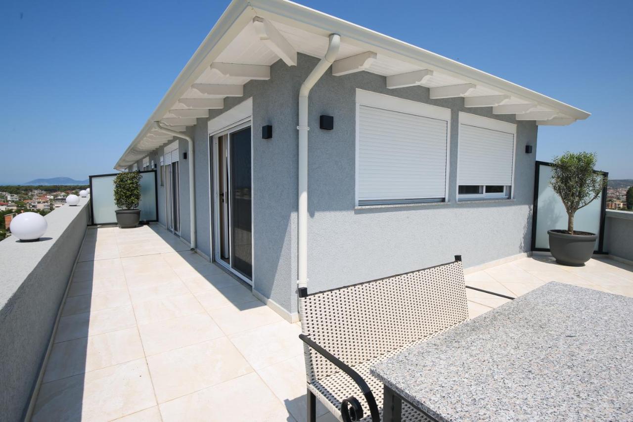 Queen Apartmets Vlorë Екстериор снимка