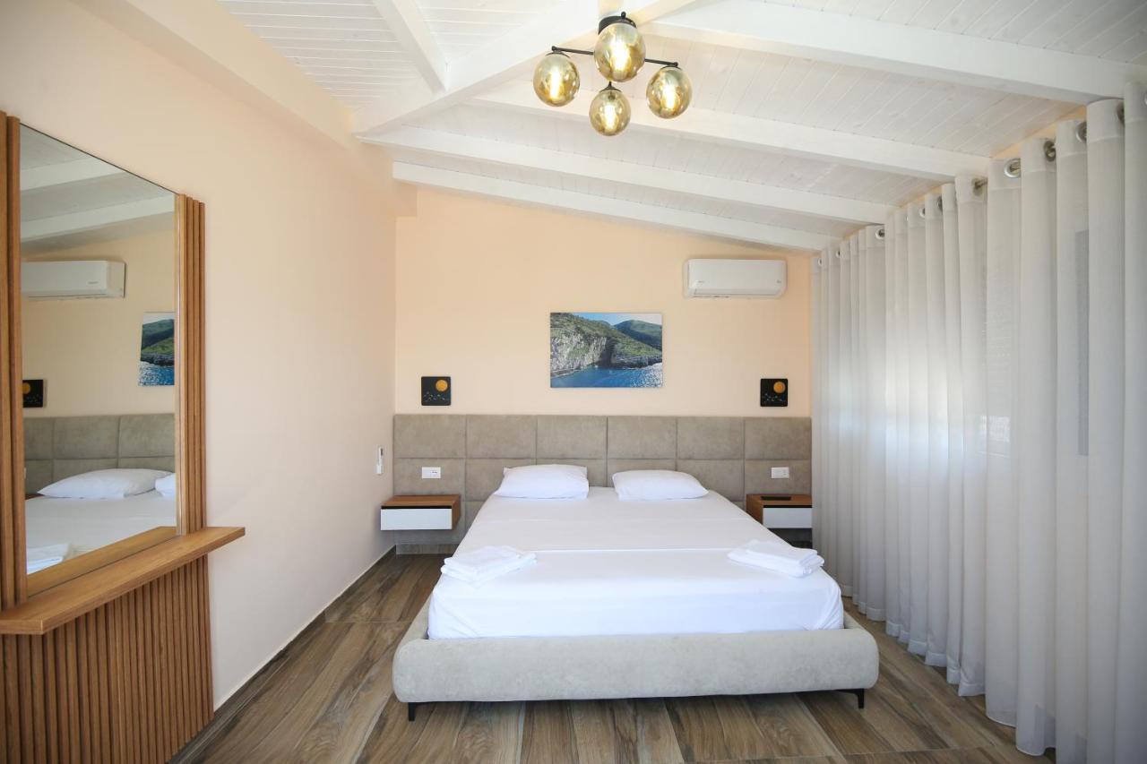 Queen Apartmets Vlorë Екстериор снимка