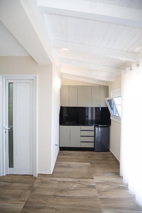 Queen Apartmets Vlorë Екстериор снимка