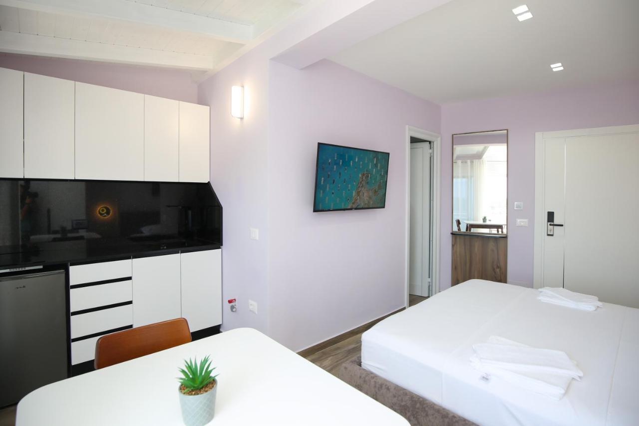 Queen Apartmets Vlorë Екстериор снимка