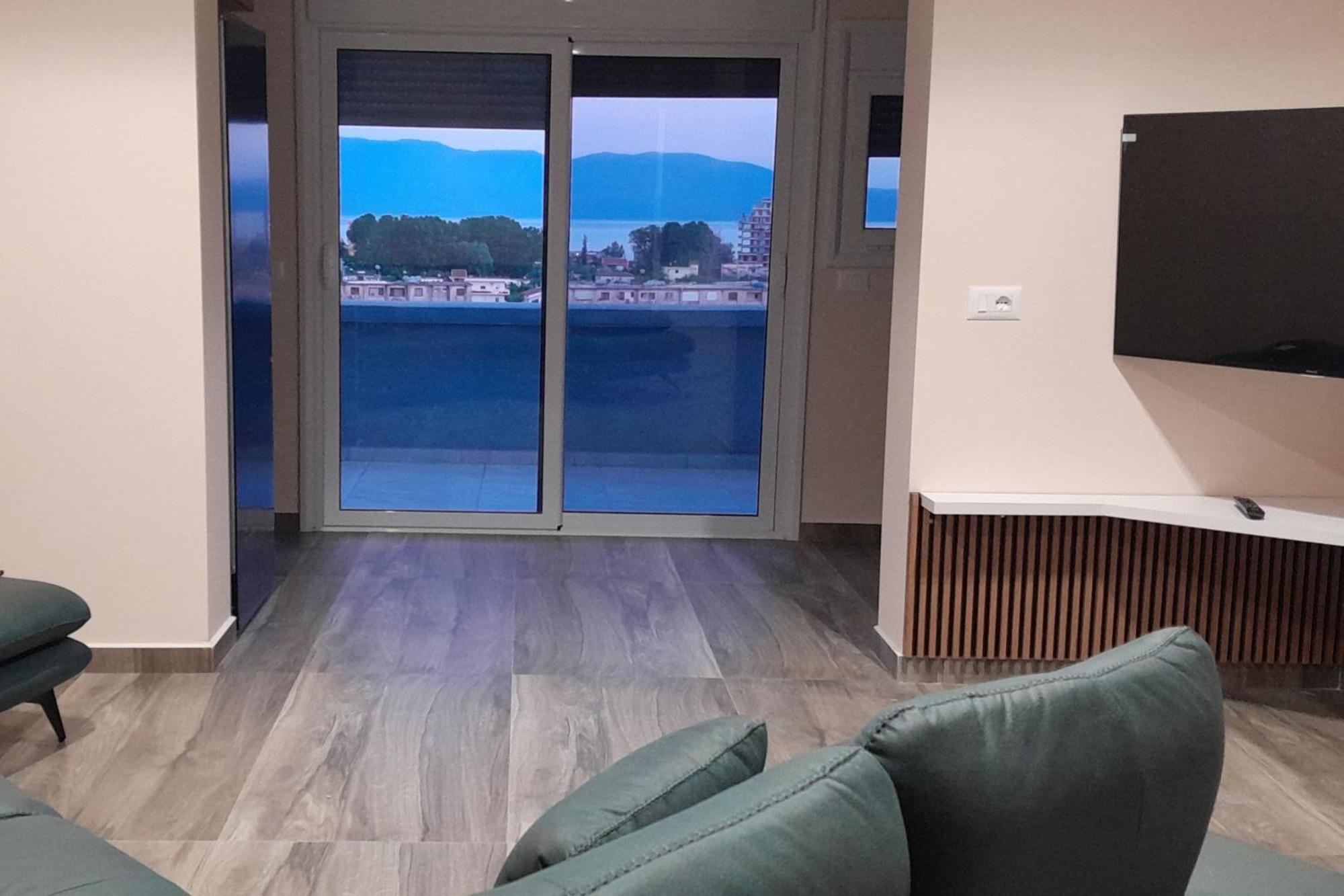 Queen Apartmets Vlorë Екстериор снимка