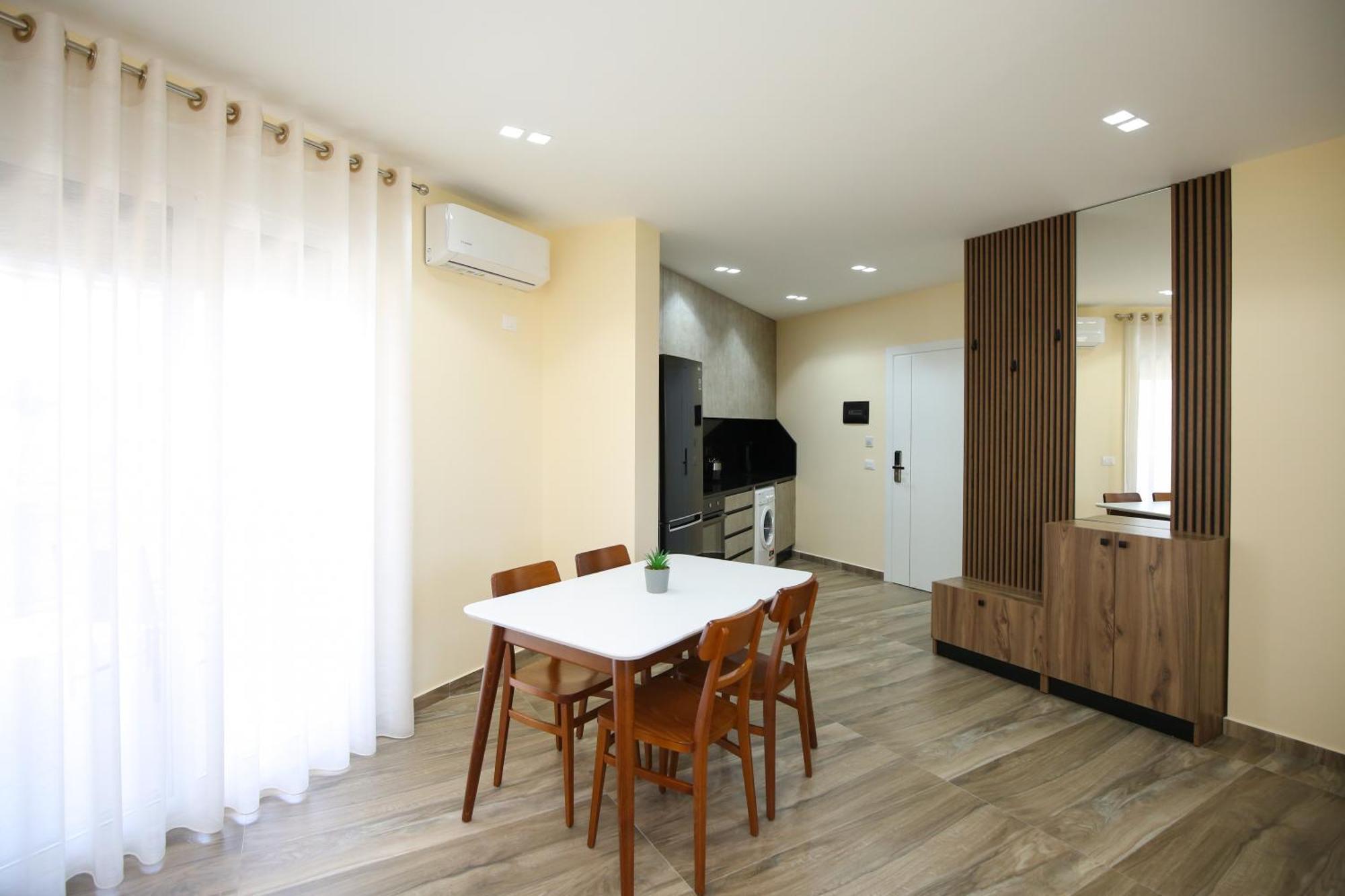 Queen Apartmets Vlorë Екстериор снимка