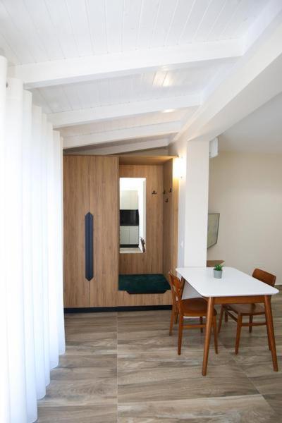 Queen Apartmets Vlorë Стая снимка