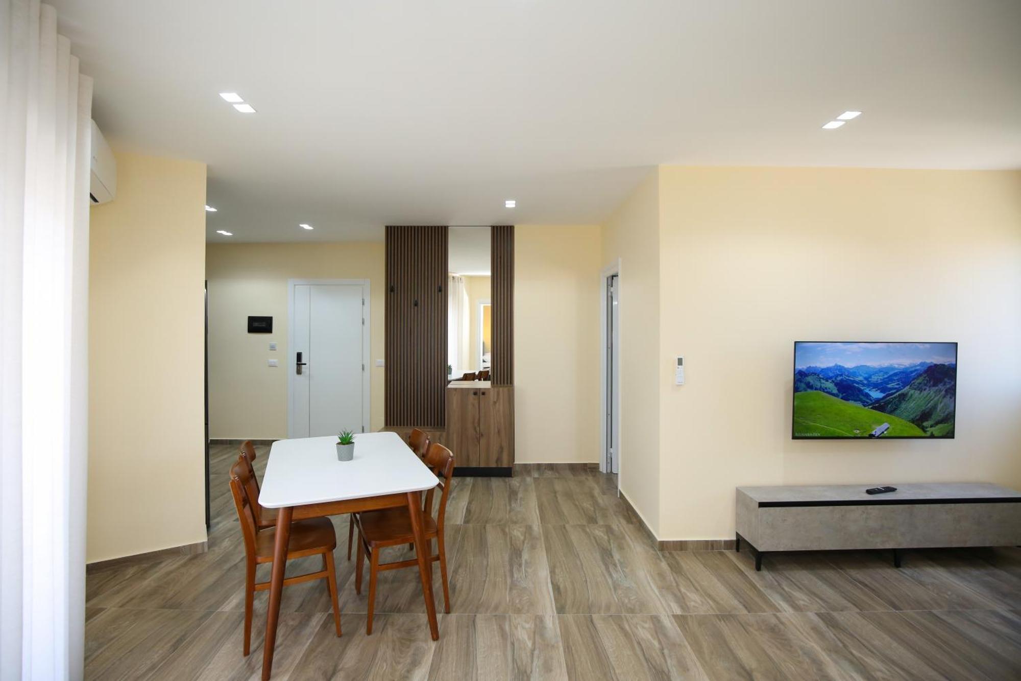 Queen Apartmets Vlorë Стая снимка