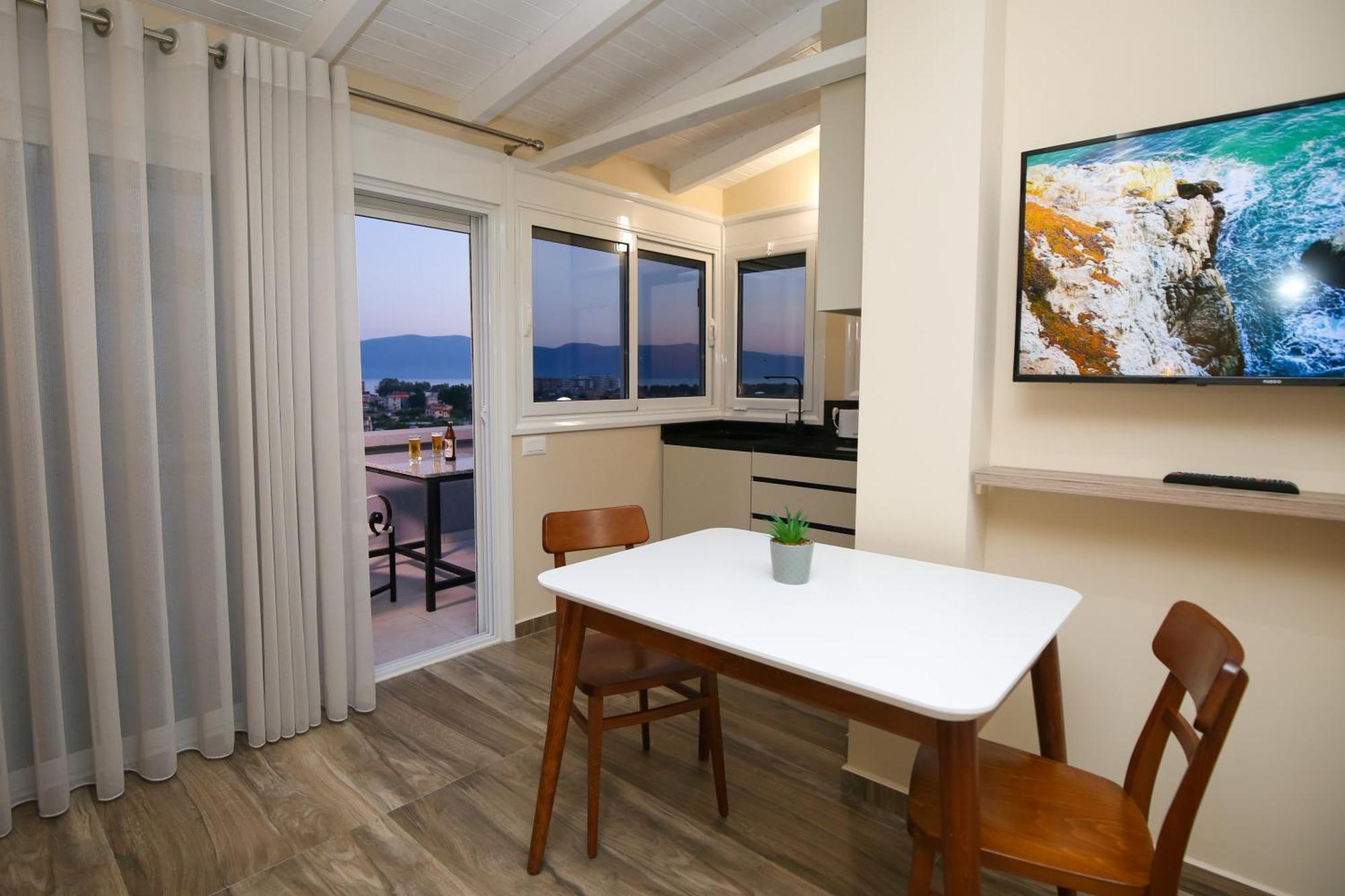 Queen Apartmets Vlorë Стая снимка