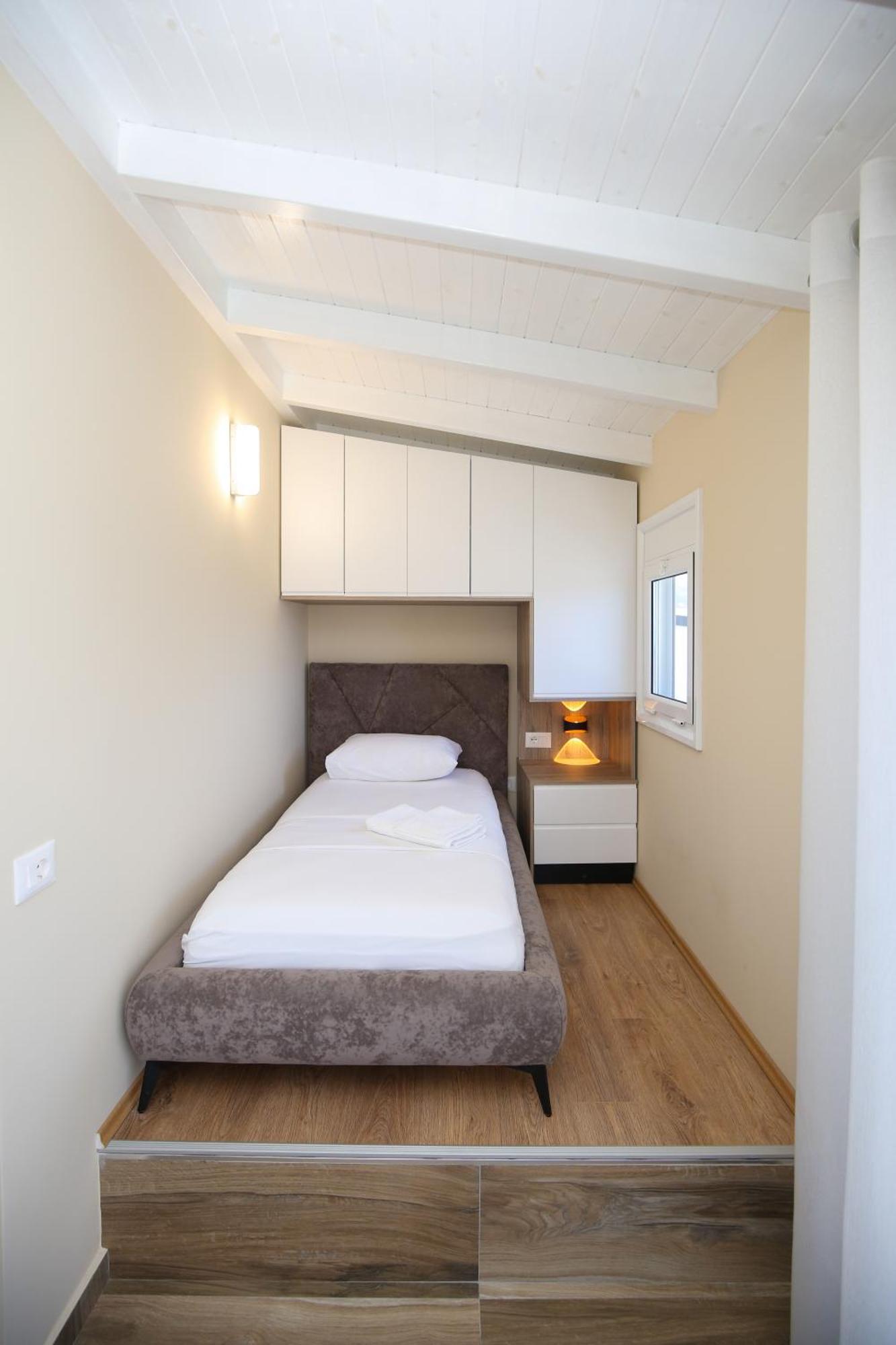 Queen Apartmets Vlorë Стая снимка